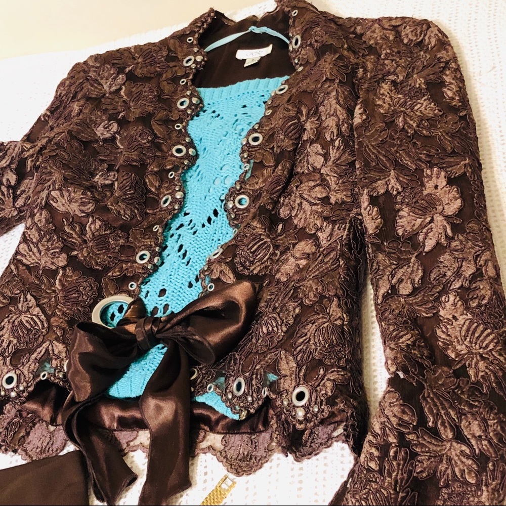 LACE BLAZER Caché 8 Brown Lace, Grommet, Satin tie (fits like 6)